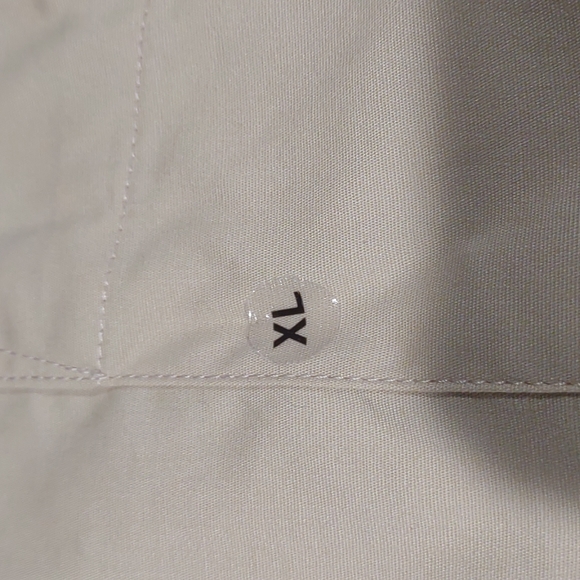 NWT Men Dress Shirt Size XL by Dockers... yellow 🟡 - Picture 7 of 8